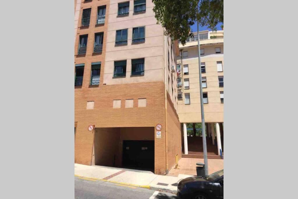 Confortable-Tranquilo Apartamento Junto Al Centro มาลากา ภายนอก รูปภาพ