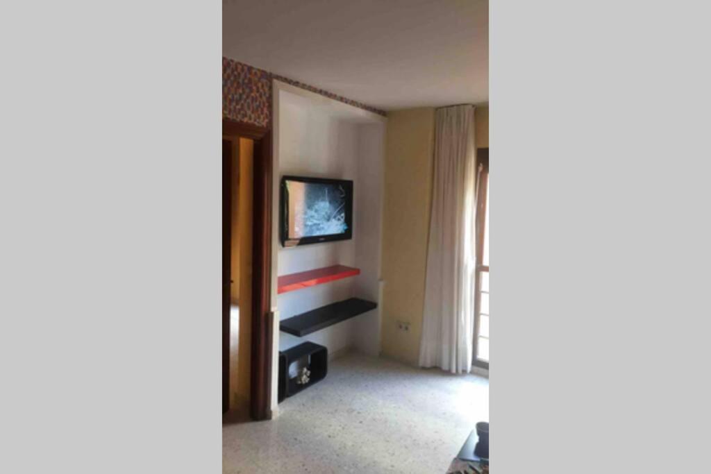 Confortable-Tranquilo Apartamento Junto Al Centro มาลากา ภายนอก รูปภาพ